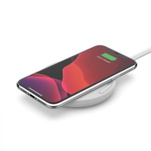 Belkin / BoostCharge 10W Wireless Charging Pad + QC 3.0 Wall Charger + Cable White