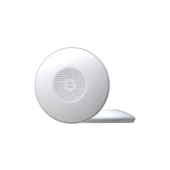   Teltonika TAP100 with 15W Power Injector Wireless Access Point